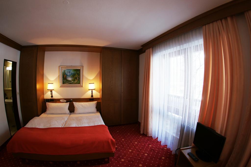 Hotel St. Georg Bad Reichenhall Pokój zdjęcie